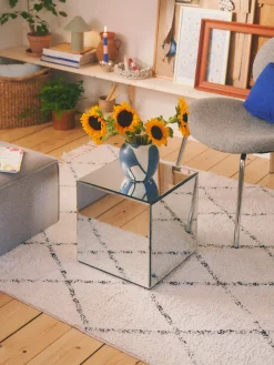 New Søstrene Grene Schweiz Beistelltisch Silver Grey