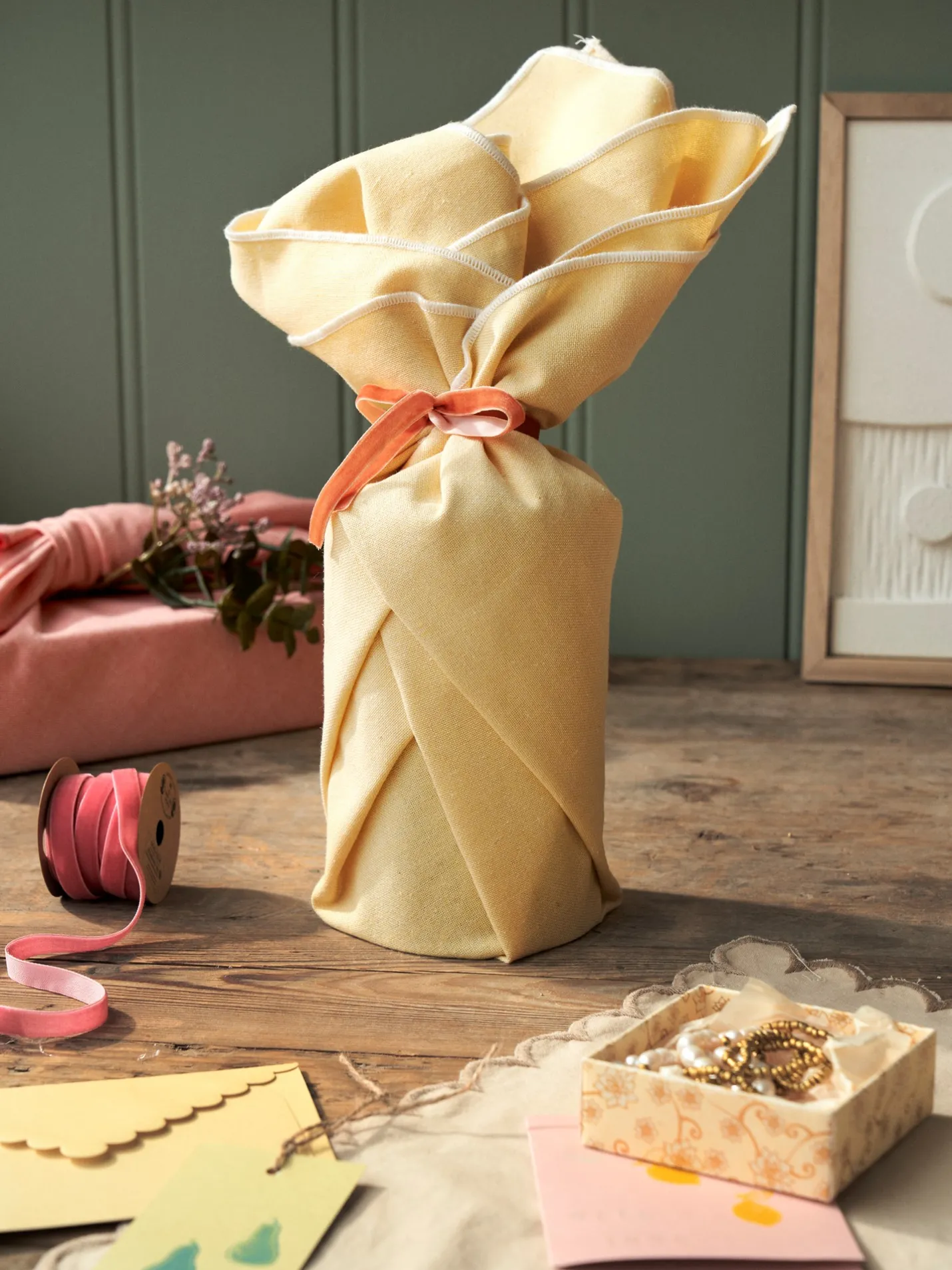 Online Søstrene Grene Schweiz Geschenkverpackung Aus Stoff Light Olive