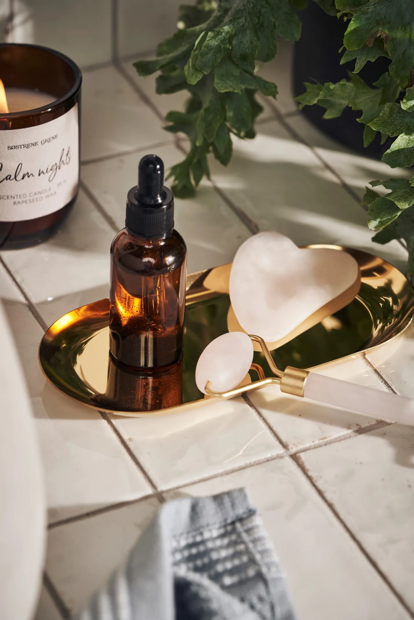 Outlet Søstrene Grene Schweiz Gua-Sha-Stein Rose