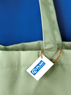 New Søstrene Grene Schweiz Plan International Tragetasche