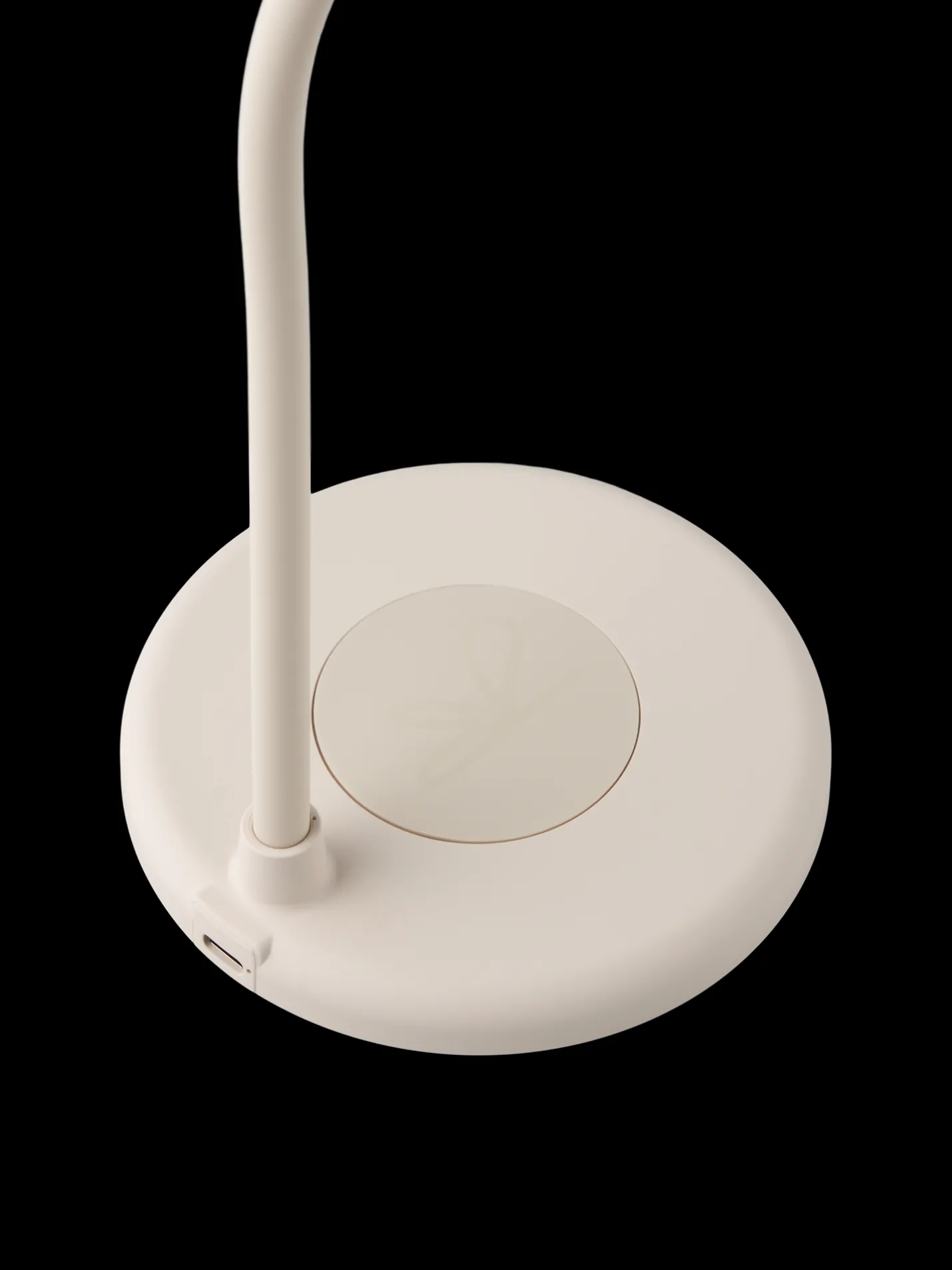 Sale Søstrene Grene Schweiz Schreibtischlampe Mit Lautsprecher Off White