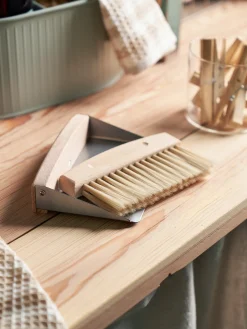 Best Søstrene Grene Schweiz Tischbesen Mit Kehrschaufel Nature