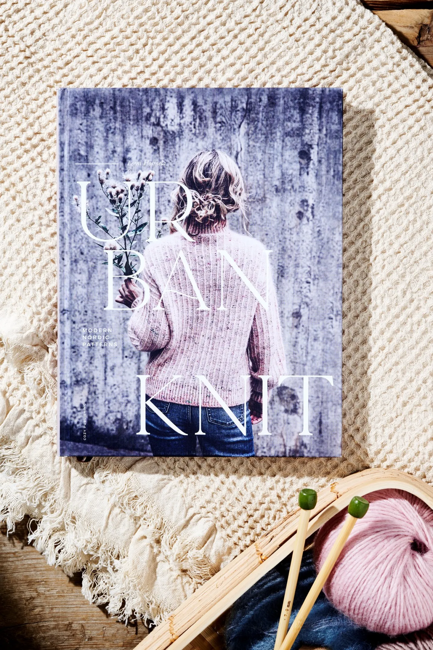 Hot Søstrene Grene Schweiz Urban Knit - Modern Nordic Patterns Cool Grey