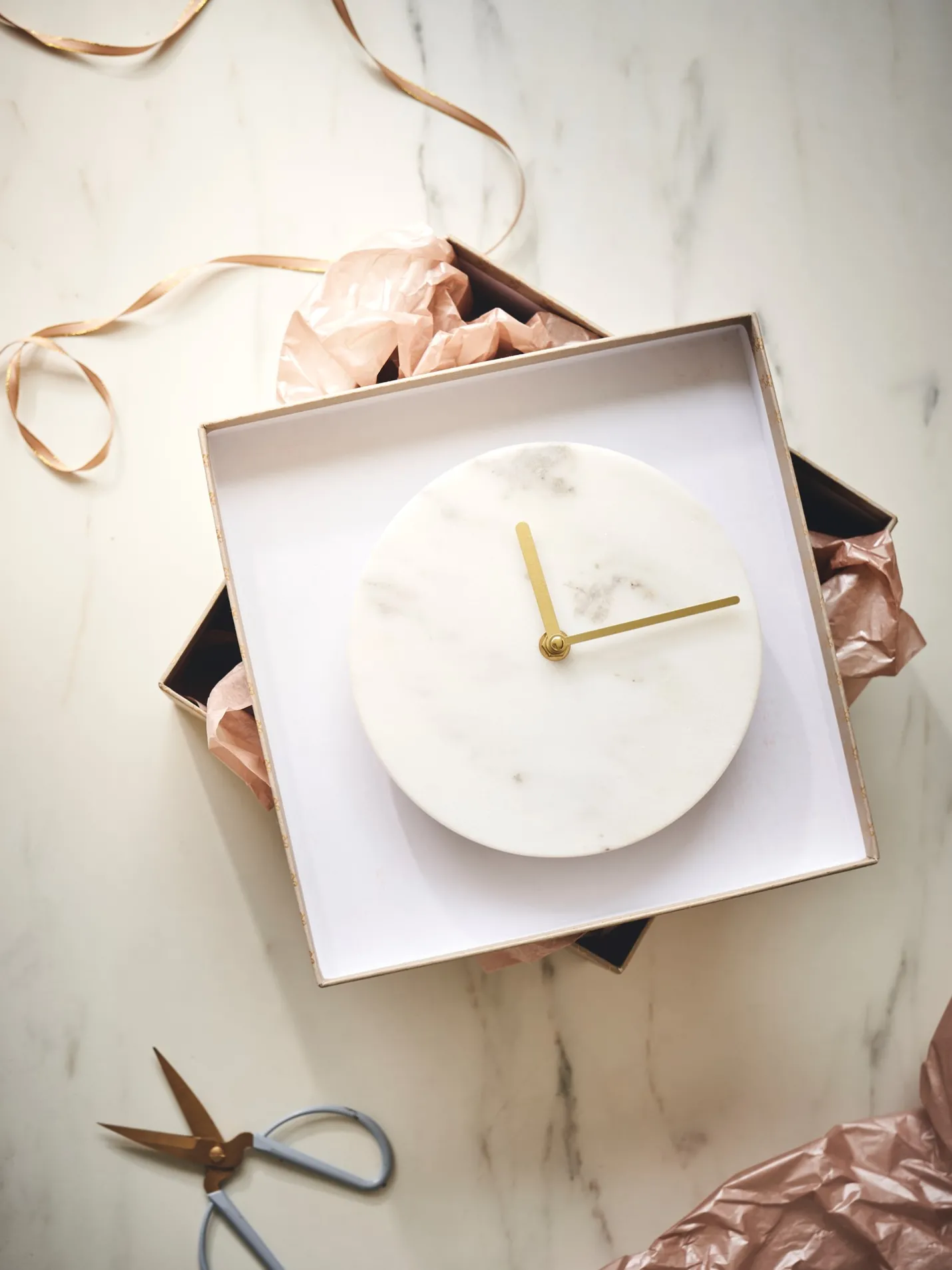 New Søstrene Grene Schweiz Wanduhr White