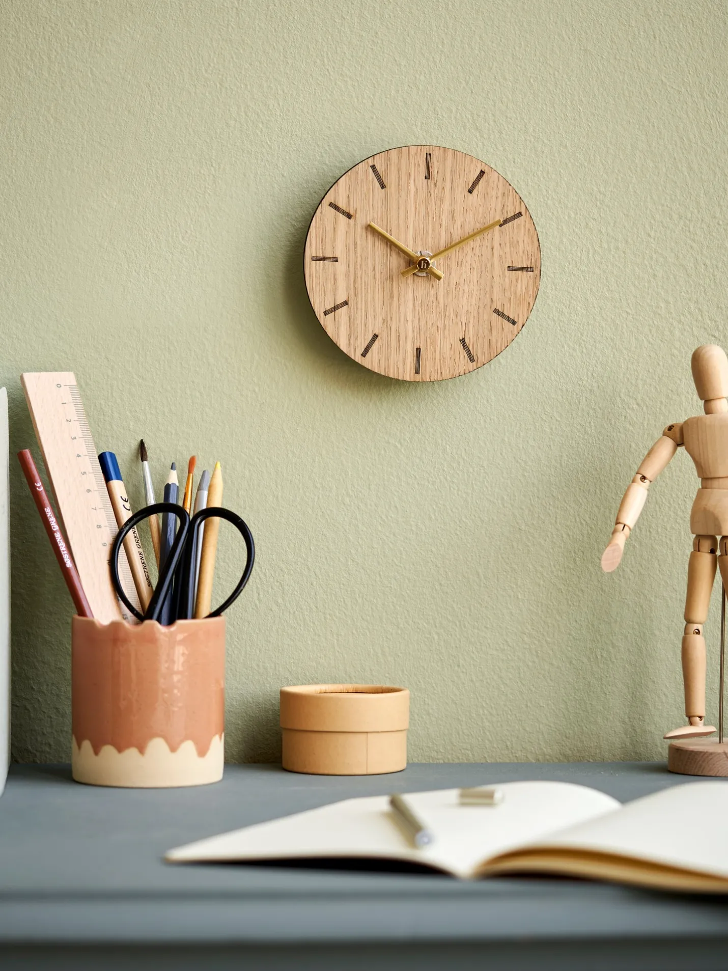 Søstrene Grene Schweiz Wanduhr Light Oak Ø12 Nature